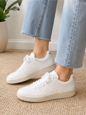 Veja White Leather Low-Top Sneakers
